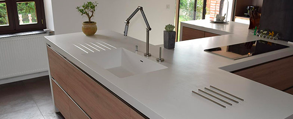 Détail thermoformage Corian
