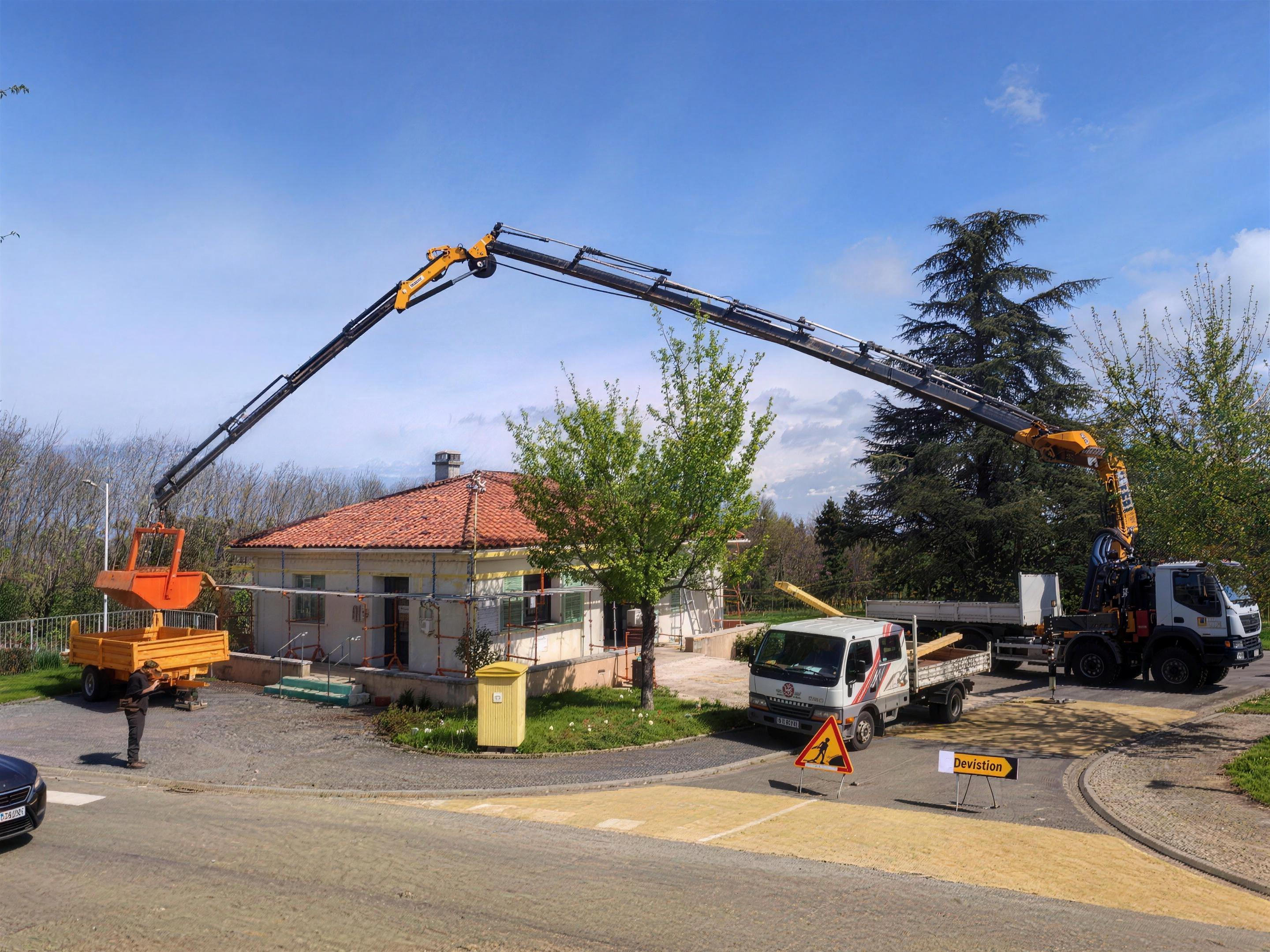 Chantier de couverture avec grue, Charente