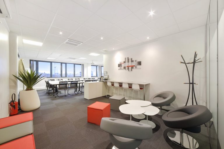 Espace lounge et coin détente avec vue